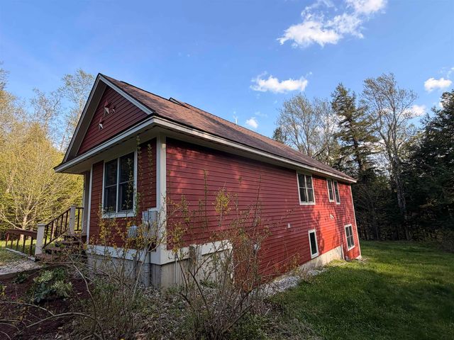 52 Ruth Way, Wilmington, VT 05363