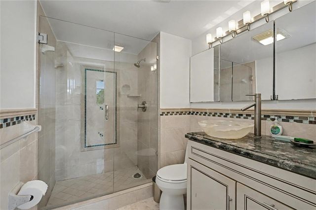 9320 S Hollybrook Lake Drive 103, Pembroke Pines, FL 33025