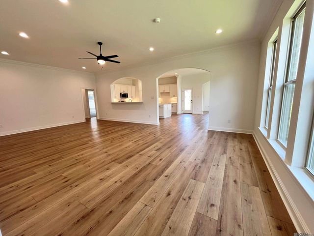 23395 Sholar Dr, Denham Springs, LA 70726