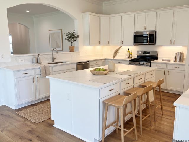 23395 Sholar Dr, Denham Springs, LA 70726