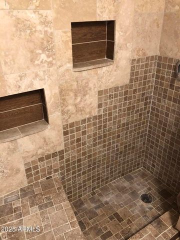 10017 N 7TH Place 2, Phoenix, AZ 85020