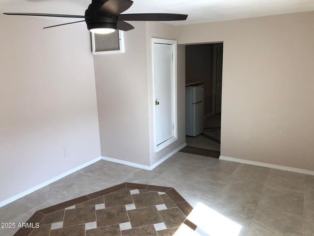 10017 N 7TH Place 2, Phoenix, AZ 85020