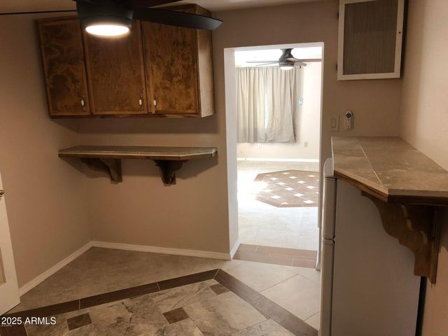 10017 N 7TH Place 2, Phoenix, AZ 85020