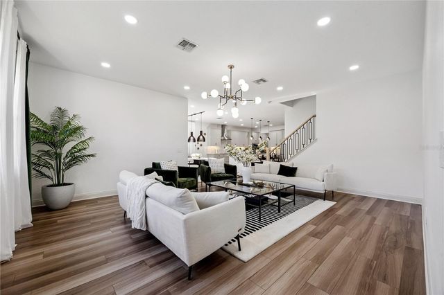 3245 UPLAND POINT, Oviedo, FL 32765