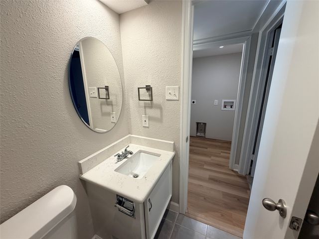 11312 Park Central Place D, Dallas, TX 75230