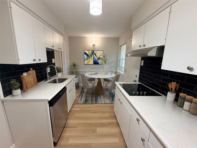 11312 Park Central Place D, Dallas, TX 75230