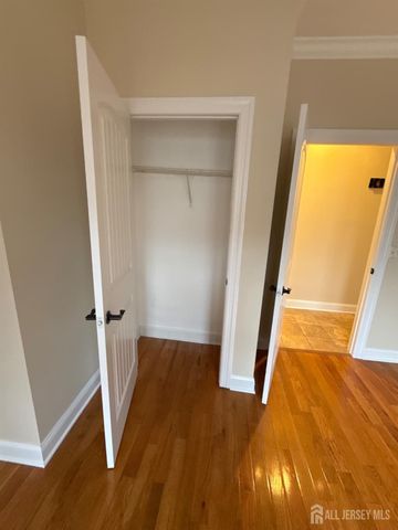 472 Cliff Road 3, Sewaren, NJ 07077