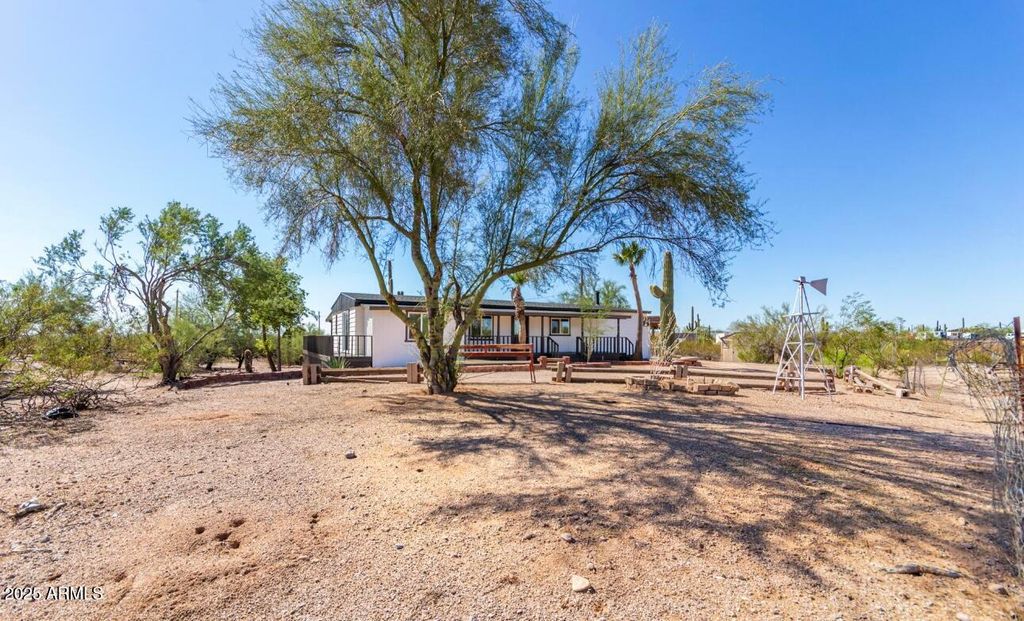 3032 E 15TH Avenue, Apache Junction, AZ 85119