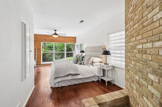 10255 Timber Trail Drive, Dallas, TX 75229