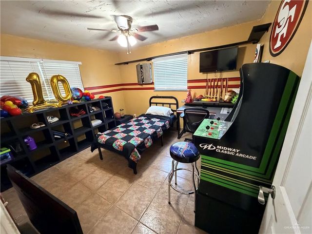 500 Lincoln Lane, La Feria, TX 78559