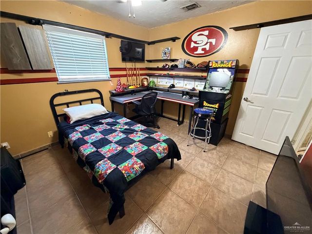 500 Lincoln Lane, La Feria, TX 78559