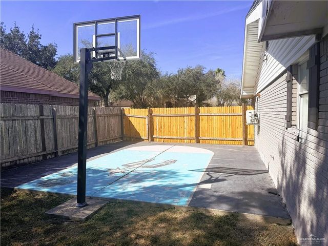 500 Lincoln Lane, La Feria, TX 78559