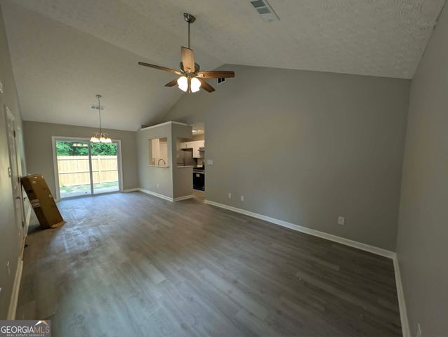 166 Crystal Brook, Griffin, GA 30223