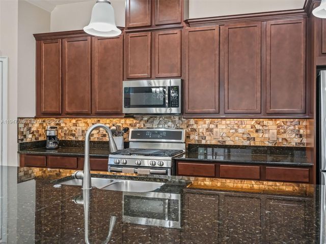 2670 Stargrass Circle, Clermont, FL 34715