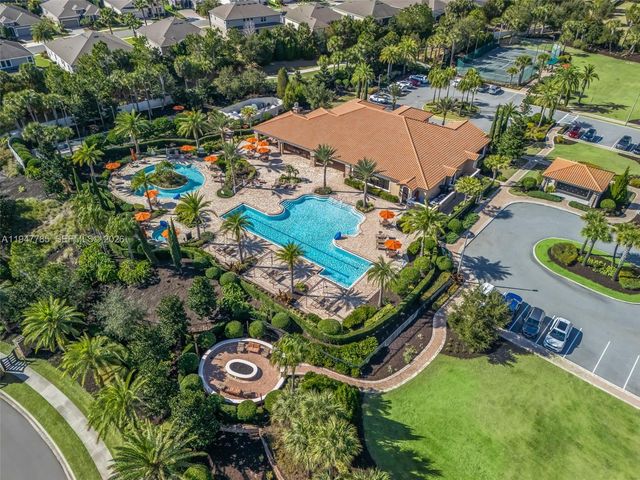 2670 Stargrass Circle, Clermont, FL 34715