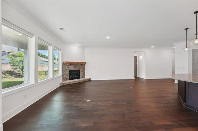 716 Elizabeth Trail, Woodstock, GA 30189