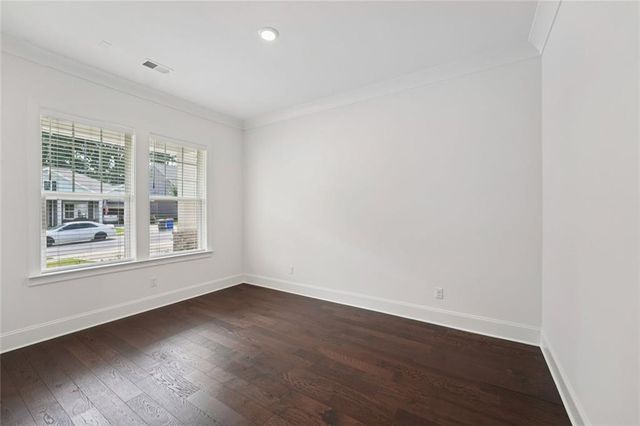 716 Elizabeth Trail, Woodstock, GA 30189