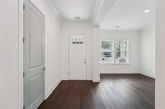 716 Elizabeth Trail, Woodstock, GA 30189