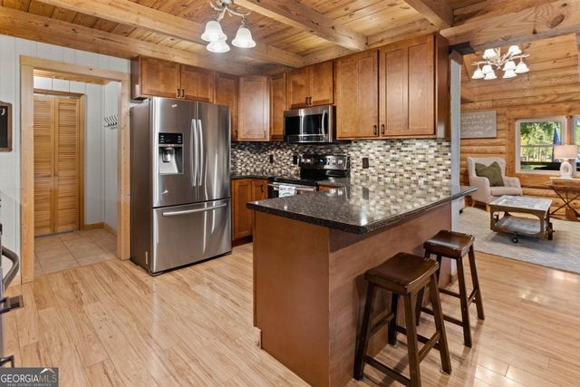 224 Loch Way, Eatonton, GA 31024