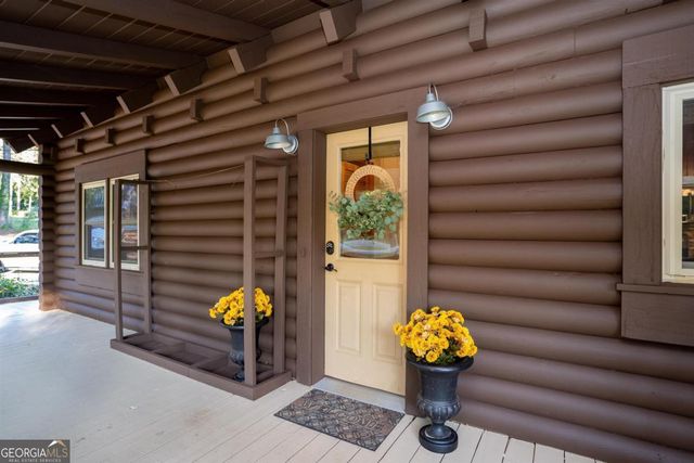 224 Loch Way, Eatonton, GA 31024