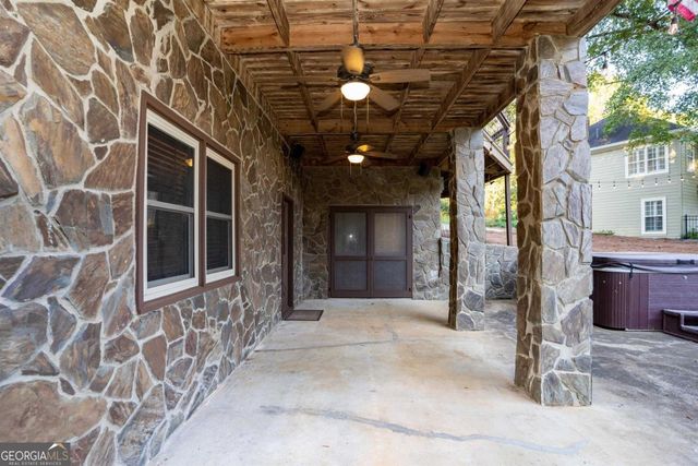 224 Loch Way, Eatonton, GA 31024