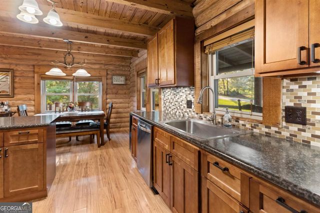 224 Loch Way, Eatonton, GA 31024