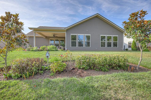 2124 Loudon Hl, Spring Hill, TN 37174