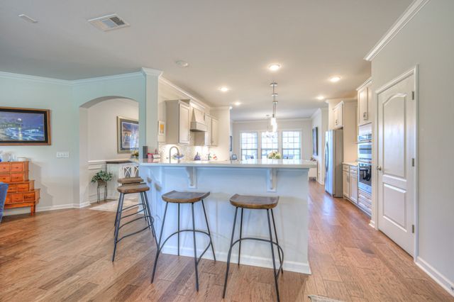 2124 Loudon Hl, Spring Hill, TN 37174