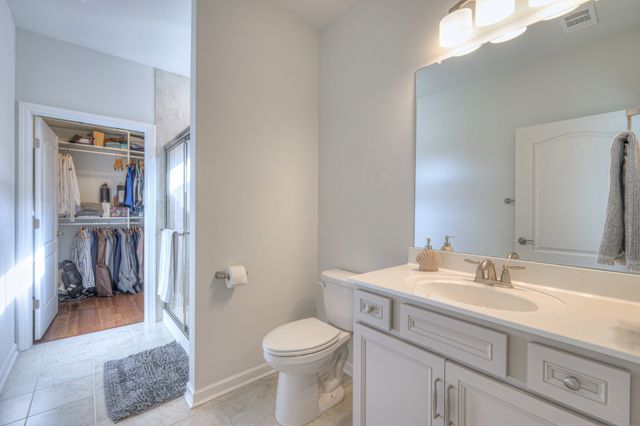 2124 Loudon Hl, Spring Hill, TN 37174