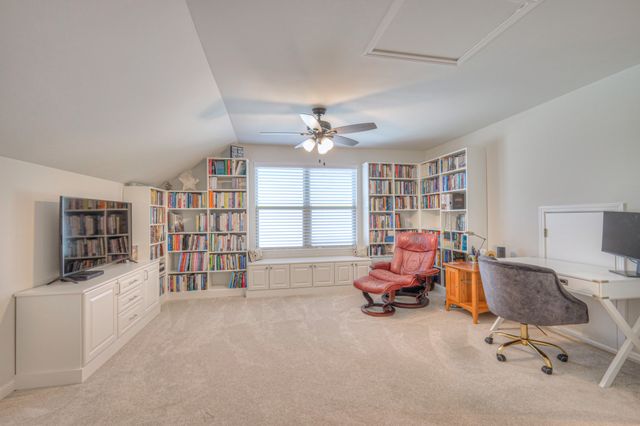 2124 Loudon Hl, Spring Hill, TN 37174