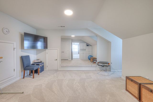 2124 Loudon Hl, Spring Hill, TN 37174