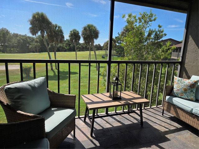 927 CAPRI ISLES BOULEVARD 10, Venice, FL 34292