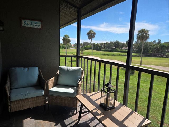 927 CAPRI ISLES BOULEVARD 10, Venice, FL 34292
