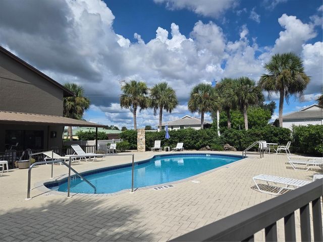 927 CAPRI ISLES BOULEVARD 10, Venice, FL 34292