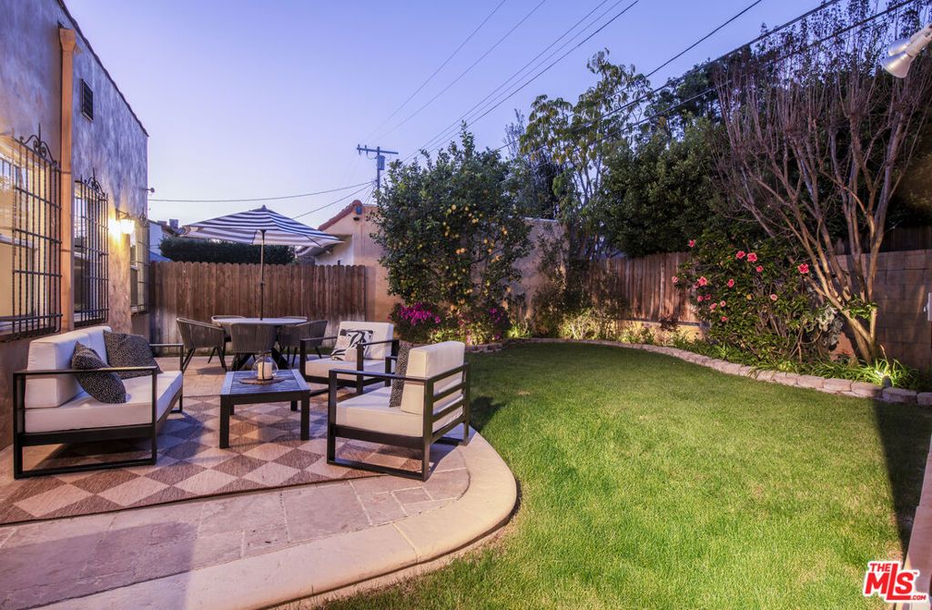 Image 50 of property listing at 6427 Lindenhurst Avenue, Los Angeles, CA 90048