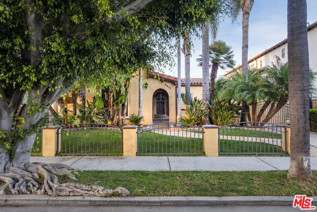 Image 55 of property listing at 6427 Lindenhurst Avenue, Los Angeles, CA 90048