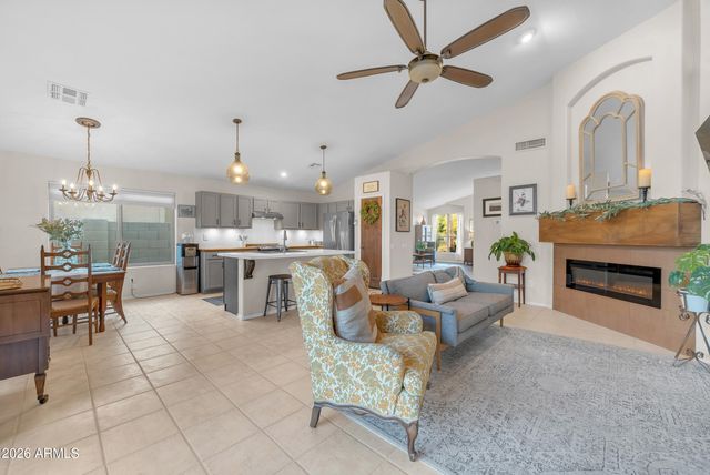 8505 E MONTE Avenue, Mesa, AZ 85209