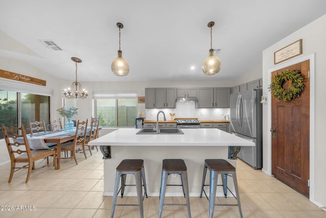 8505 E MONTE Avenue, Mesa, AZ 85209