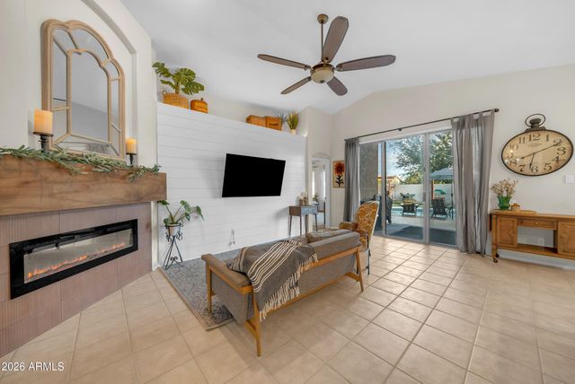 8505 E MONTE Avenue, Mesa, AZ 85209