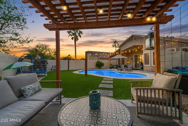 8505 E MONTE Avenue, Mesa, AZ 85209