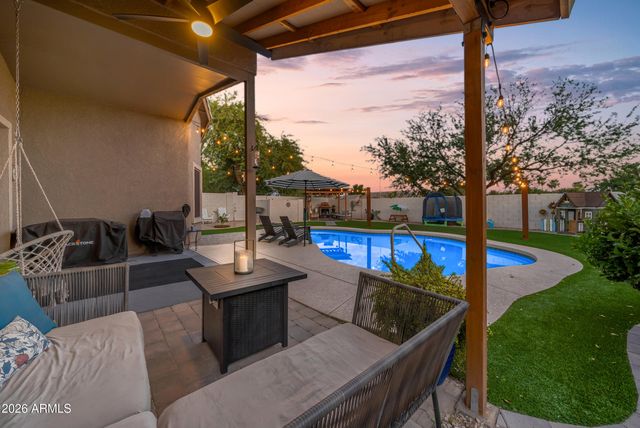 8505 E MONTE Avenue, Mesa, AZ 85209