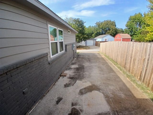 503 Windmere Circle, Corinth, TX 76210