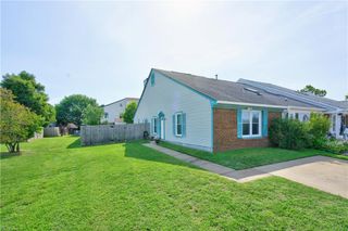 1709 Sword Dancer DR, Virginia Beach, VA 23454