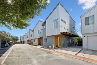 330 Clay St Unit 26, San Antonio, TX 78204