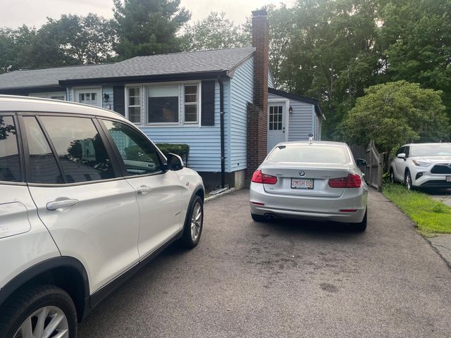 39 Twelfth Ave, Brockton, MA 02302