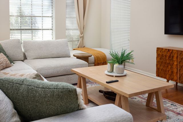 6407 Lost Arbor, San Antonio, TX 78240