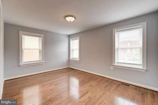 1914 10TH ST NW, Washington, DC 20001