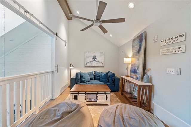 128 Market St 5-103, Port Aransas, TX 78373