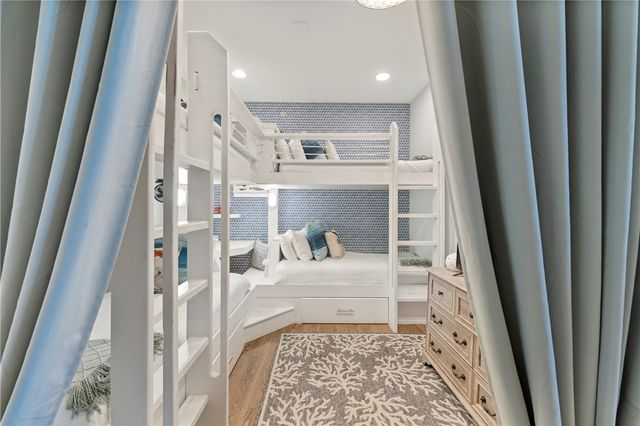 128 Market St 5-103, Port Aransas, TX 78373