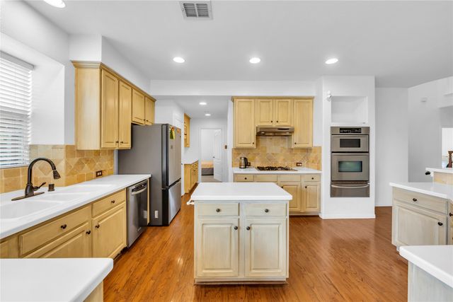 8305 Bartley Circle, Plano, TX 75025